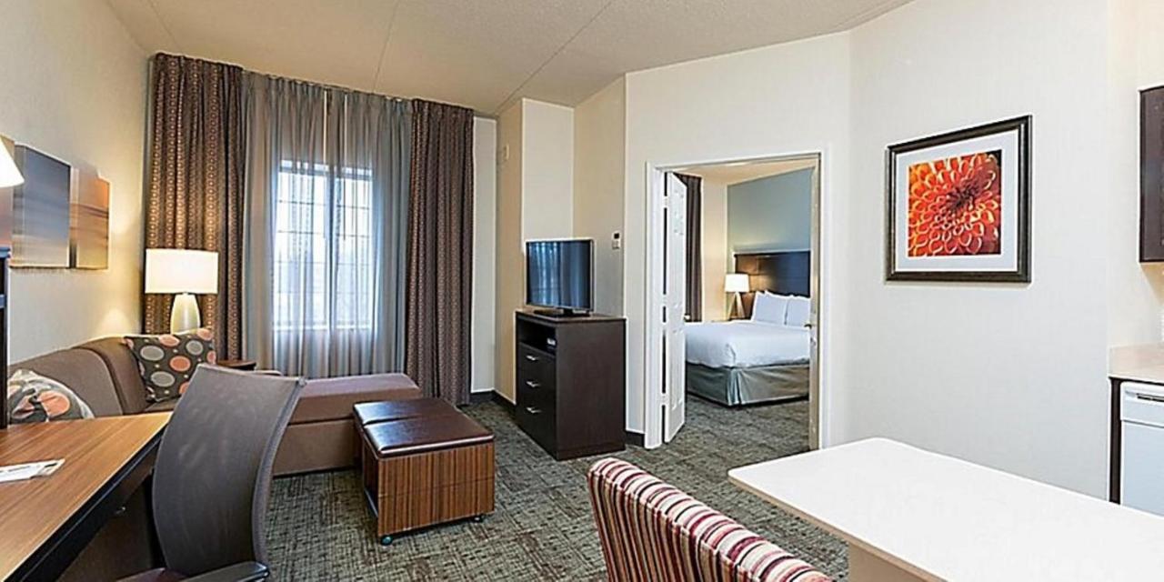 Staybridge Suites Lincolnshire By Ihg Buitenkant foto