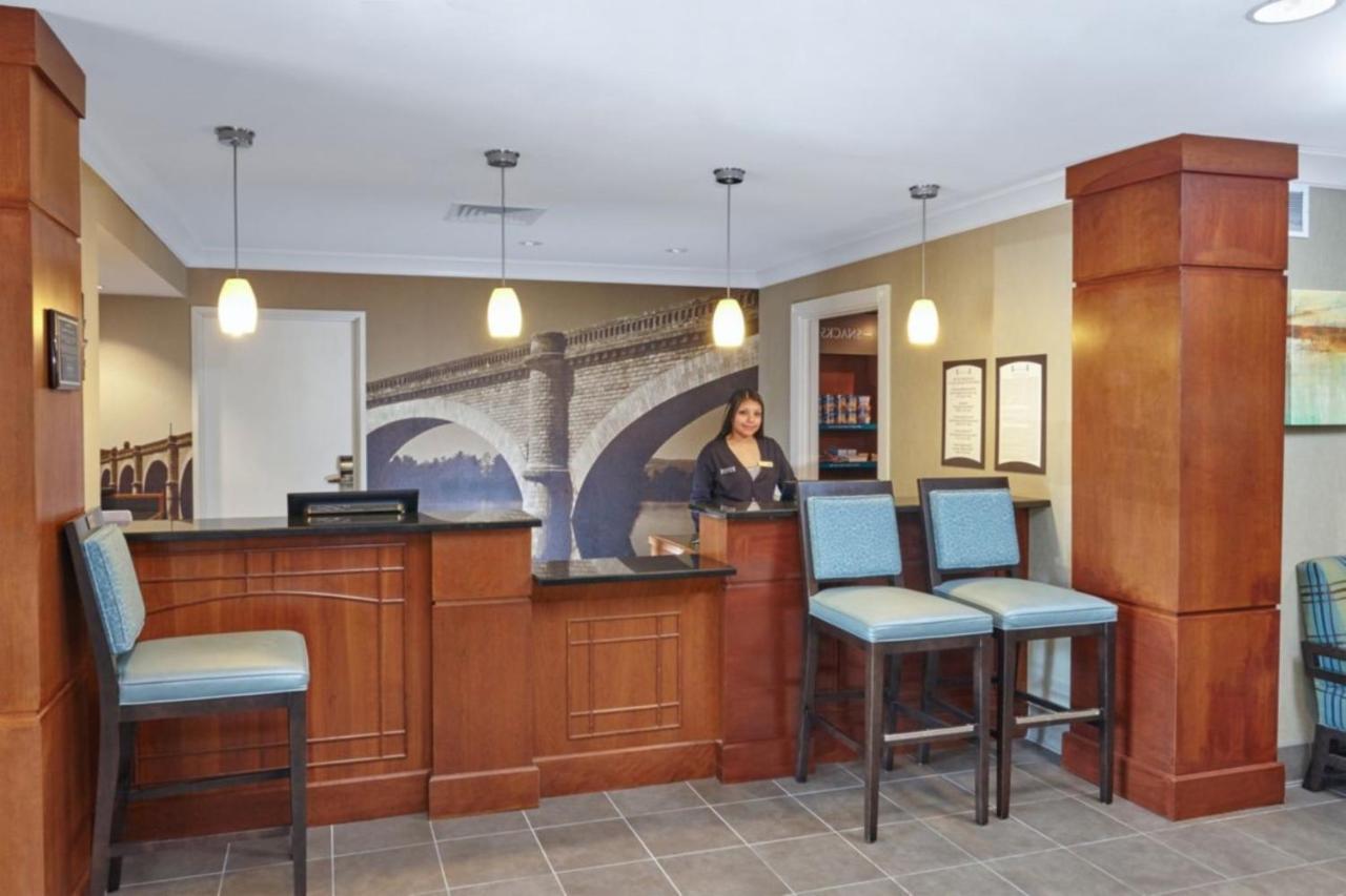 Staybridge Suites Lincolnshire By Ihg Buitenkant foto