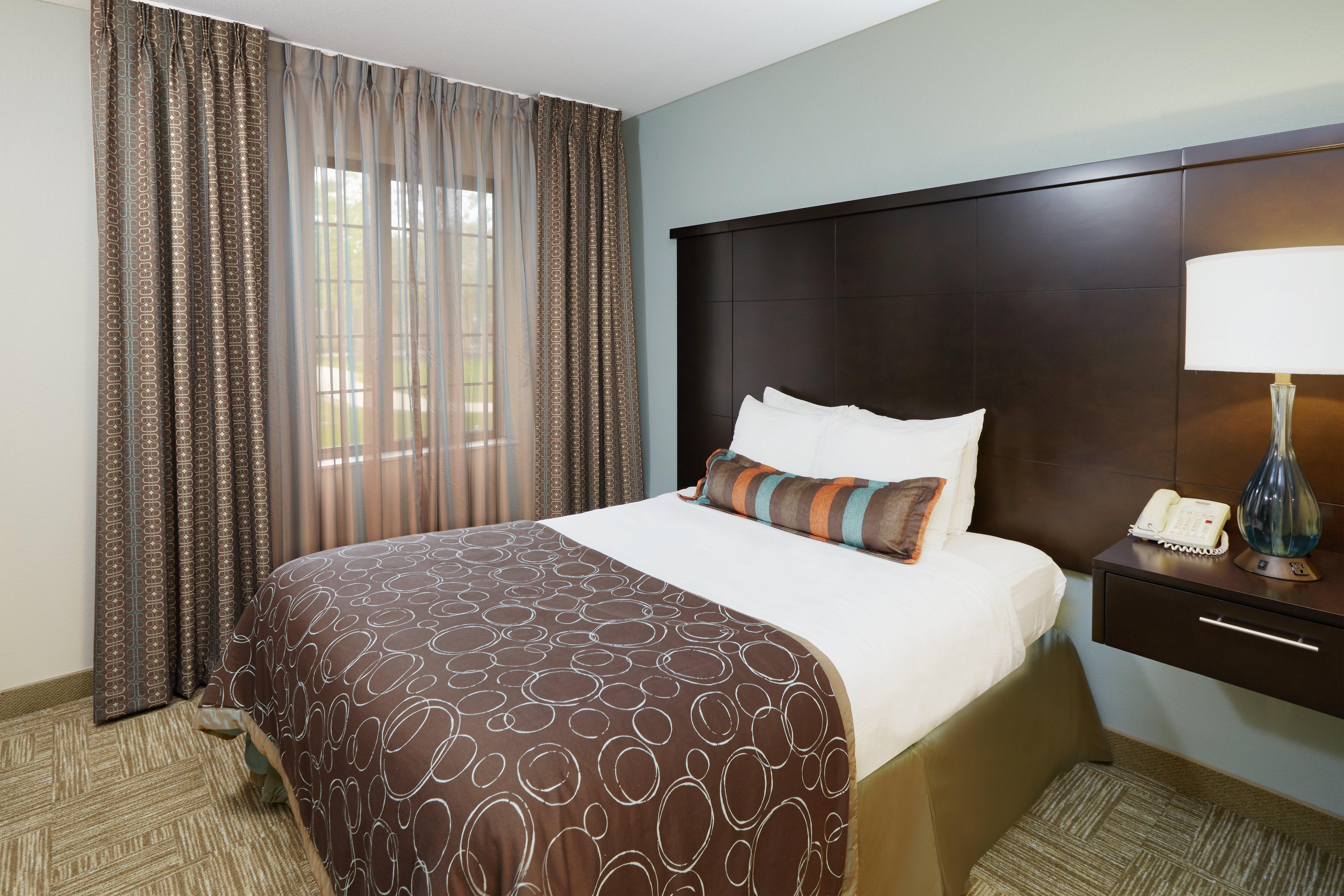 Staybridge Suites Lincolnshire By Ihg Buitenkant foto