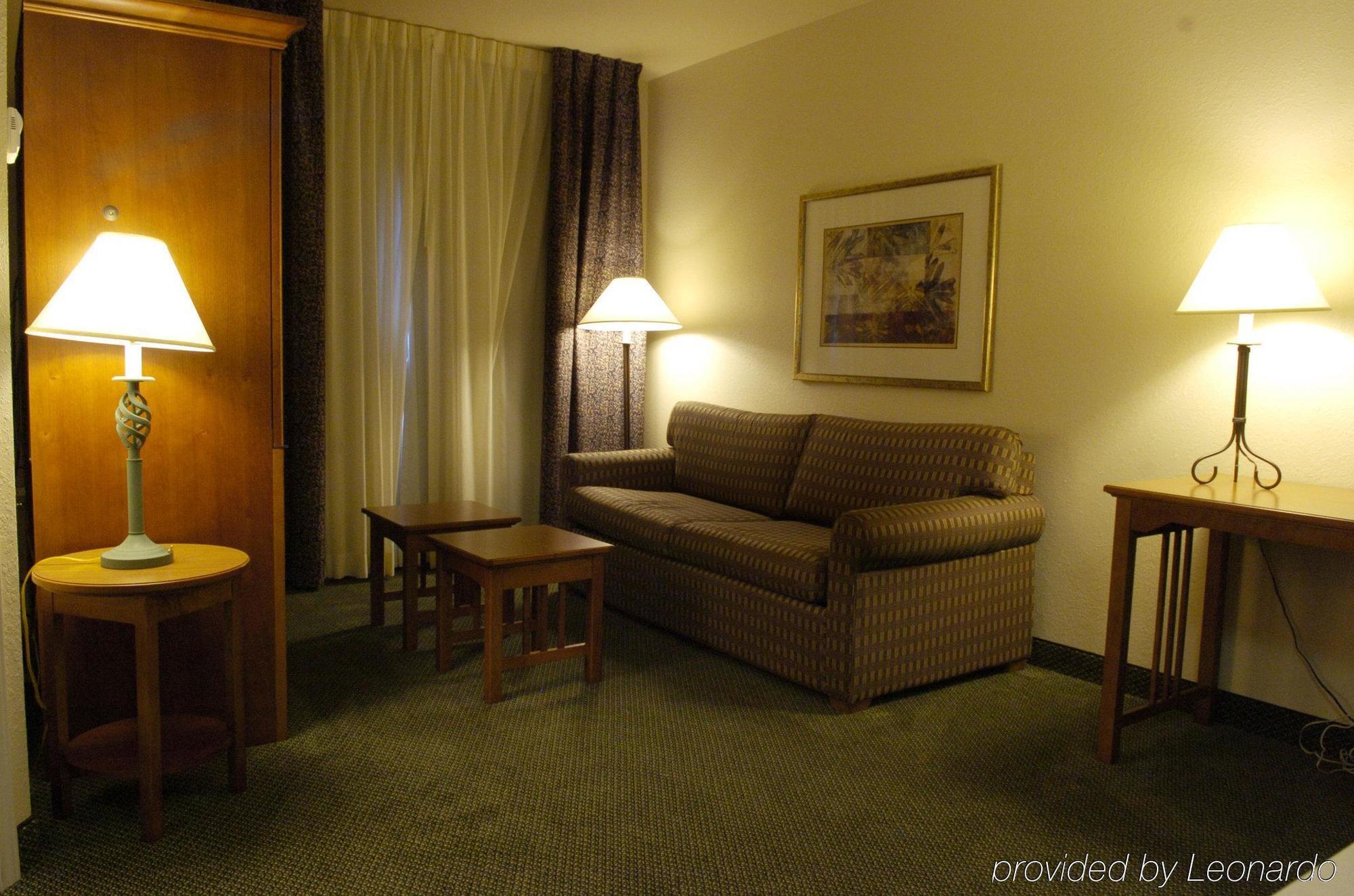 Staybridge Suites Lincolnshire By Ihg Buitenkant foto