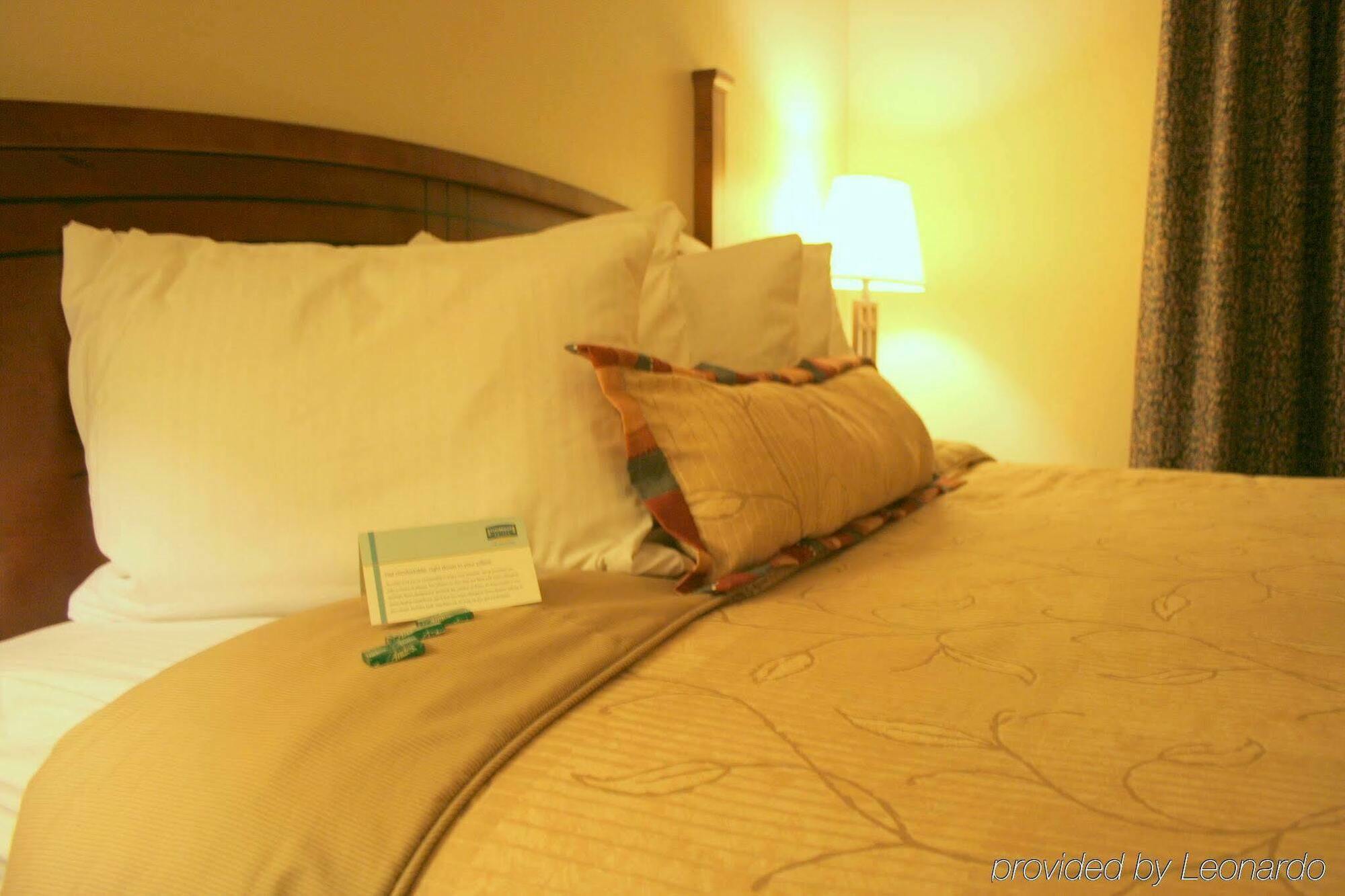 Staybridge Suites Lincolnshire By Ihg Buitenkant foto