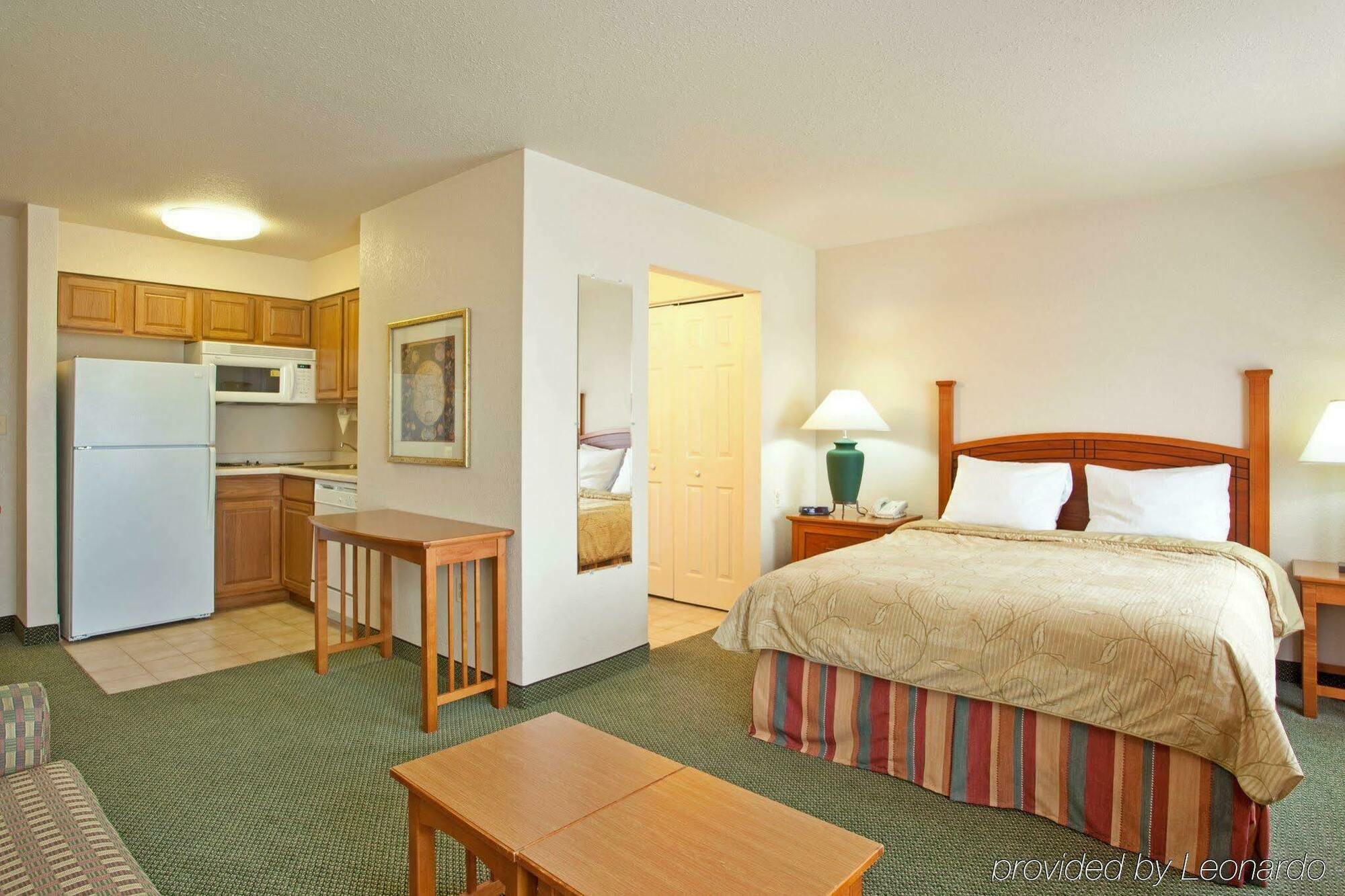 Staybridge Suites Lincolnshire By Ihg Buitenkant foto
