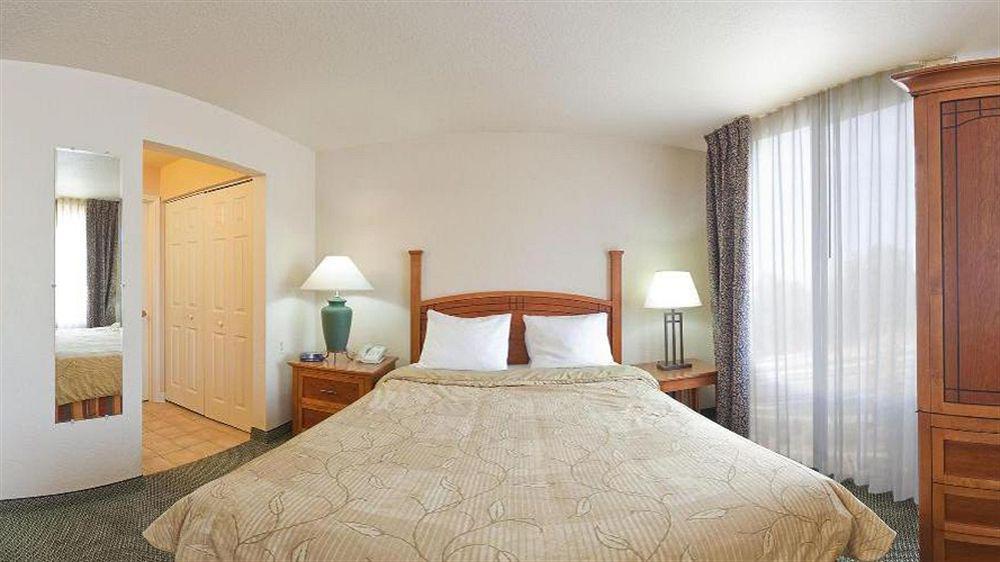 Staybridge Suites Lincolnshire By Ihg Buitenkant foto